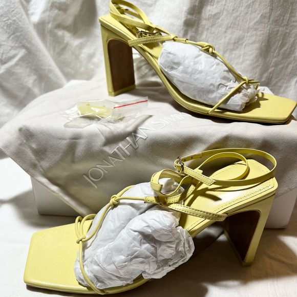 Jonathan Simkhai Niki strapy leather sandals in Chamomile yellow block heel NWT - Picture 7 of 8